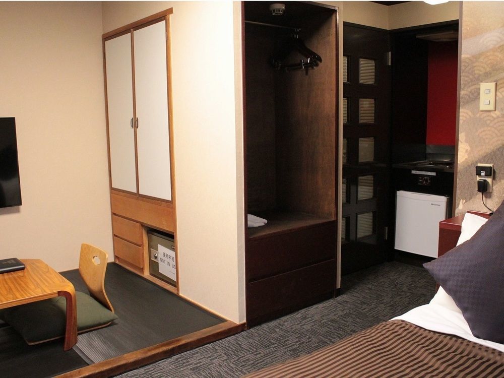 Hotel Livemax Kyoto Ekimae Екстер'єр фото